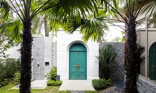 Великолепная вилла с 3 спальнями и с видом на бассейн в проекте Голд Чариот, на пляже Бангтао/Лагуна