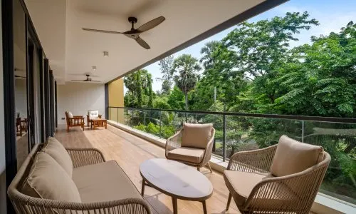 Комфортабельные апартаменты с 3 спальнями и с видом на сад, не далеко от моря в проекте Лагуна Бичсайд, на пляже Бангтао/Лагуна