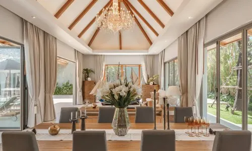 Удобная вилла с 4 спальнями и с видом на бассейн, на пляже Бангтао/Лагуна