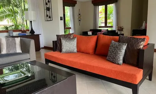 Сногсшибательная вилла с 4 спальнями и с видом на бассейн в проекте Ангсана Виллас Резорт, на пляже Бангтао/Лагуна