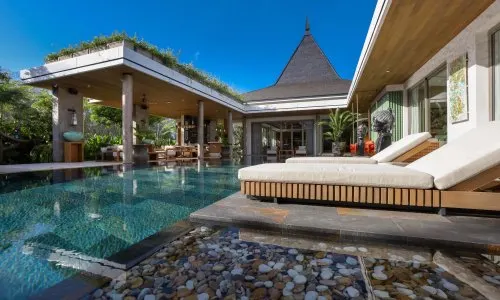 Комфортабельная вилла с 5 спальнями и с видом на бассейн, на пляже Бангтао/Лагуна