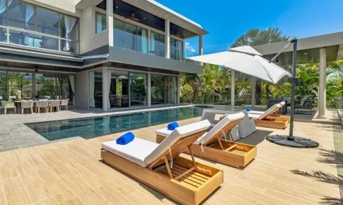 Шикарная вилла с 5 спальнями и с видом на горы в проекте Павиллионс, на пляже Бангтао/Лагуна