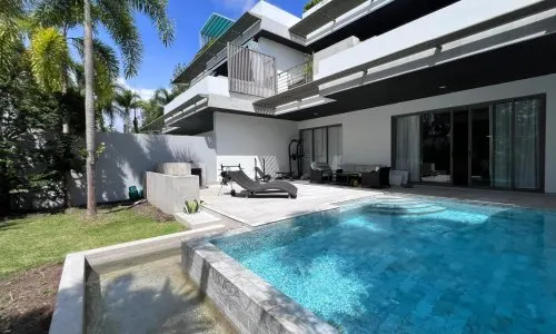 Сногсшибательные апартаменты с 3 спальнями и с видом на бассейн в проекте Мандала Кондоминиум, на пляже Бангтао/Лагуна (+ Видео обзор)