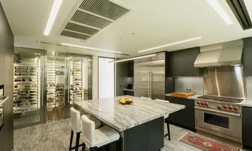 Комфортабельная вилла с 4 спальнями и с видом на бассейн в проекте Лаян Хиллс Естейт, на пляже Бангтао/Лагуна