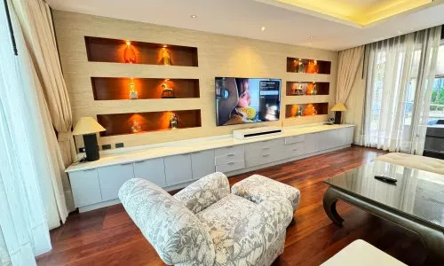 Удобная вилла с 4 спальнями и с видом на море в проекте Маантаван, на пляже Бангтао/Лагуна