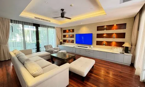 Удобная вилла с 4 спальнями и с видом на море в проекте Маантаван, на пляже Бангтао/Лагуна