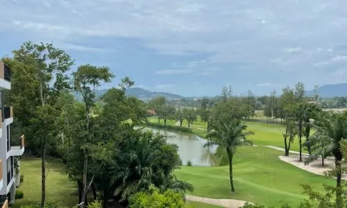 Восхитительные апартаменты студия и с видом на гольф-поле в проекте Скай Парк, на пляже Бангтао/Лагуна