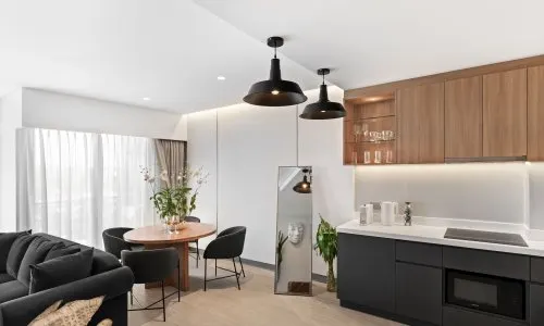 Восхитительные апартаменты с 2 спальнями и с видом на озеро в проекте Лагуна Лейксайд, на пляже Бангтао/Лагуна