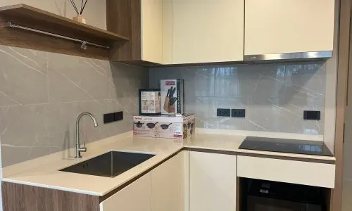 Сногсшибательные апартаменты с 2 спальнями и с видом на город в проекте Спейс Кондоминимум Чернгталей, на пляже Бангтао/Лагуна