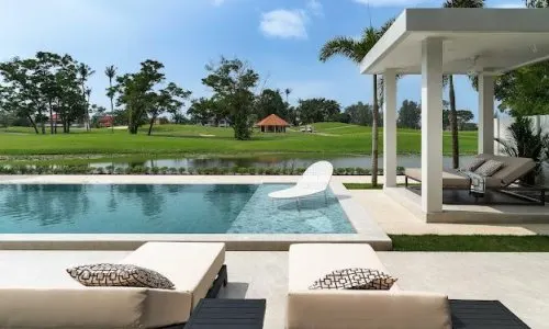 Великолепная вилла с 6 спальнями и с видом на гольф-поле в проекте Лагуна Хомс, на пляже Бангтао/Лагуна