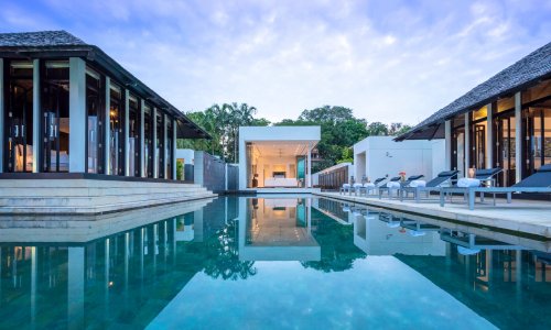 Восхитительная вилла с 5 спальнями и с видом на море в проекте Катаманда, на пляже Ката