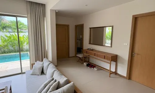 Прекрасная вилла с 3 спальнями и с видом на бассейн в проекте Тричада Скай, на пляже Бангтао/Лагуна