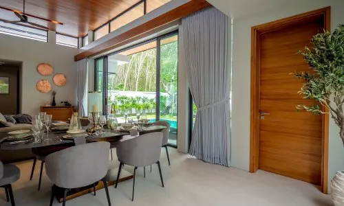 Комфортабельная вилла с 4 спальнями и с видом на бассейн, на пляже Бангтао/Лагуна