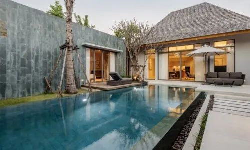 Превосходная вилла с 4 спальнями и с видом на бассейн в проекте Анчан Флора, на пляже Бангтао/Лагуна