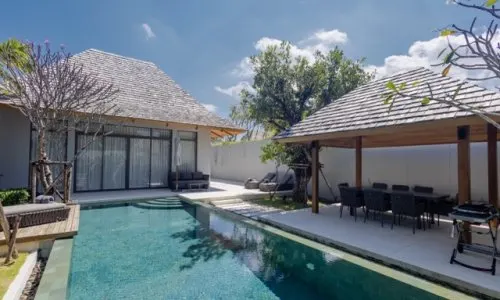 Превосходная вилла с 4 спальнями и с видом на бассейн в проекте Анчан Флора, на пляже Бангтао/Лагуна