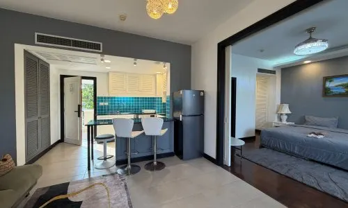 Cтильные апартаменты с 1 спальней и с видом на гольф-поле в проекте Алламанда 2 и 3, на пляже Бангтао/Лагуна