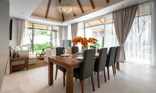 Шикарная вилла с 3 спальнями и с видом на бассейн в проекте Анчан Флора, на пляже Бангтао/Лагуна