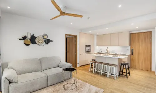 Комфортабельные апартаменты с 3 спальнями и с видом на сад, не далеко от моря в проекте Лагуна Бичсайд, на пляже Бангтао/Лагуна