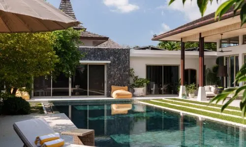 Великолепная вилла с 4 спальнями и с видом на бассейн в проекте Ботаника Фаза 4, на пляже Бангтао/Лагуна
