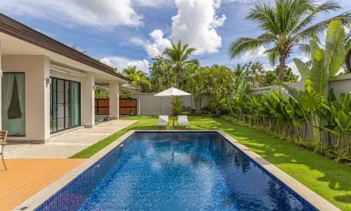 Роскошная вилла с 3 спальнями и с видом на бассейн в проекте Пейка Эстэйт Виллас, на пляже Бангтао/Лагуна