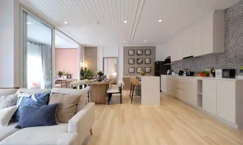 Комфортабельные апартаменты с 3 спальнями и с видом на бассейн, на пляже Найянг