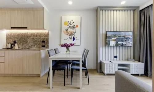 Cтильные апартаменты с 1 спальней и с видом на сад в проекте Озон Кондо, на пляже Бангтао/Лагуна