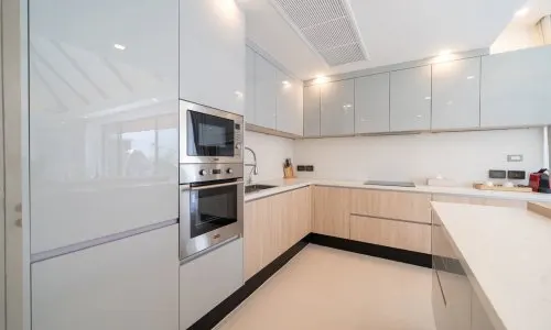 Потрясающая вилла с 4 спальнями и с видом на бассейн, не далеко от моря, на пляже Ао Йон