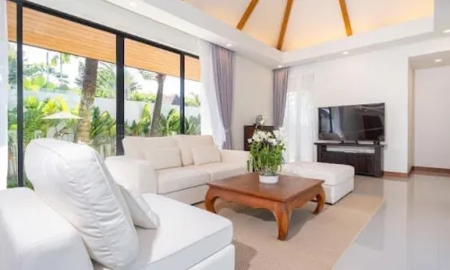 Превосходная вилла с 2 спальнями и с видом на бассейн, на пляже Бангтао/Лагуна