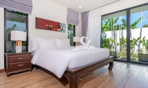 Превосходная вилла с 2 спальнями и с видом на бассейн, на пляже Бангтао/Лагуна