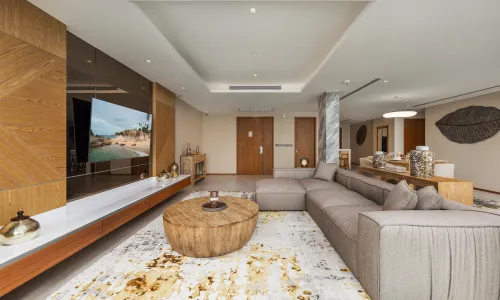 Роскошные апартаменты с 2 спальнями и с видом на озеро, не далеко от моря в проекте Ангсана Бичфронт, на пляже Бангтао/Лагуна