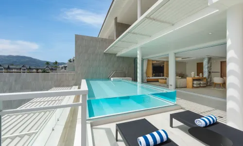 Роскошные апартаменты с 2 спальнями и с видом на озеро, не далеко от моря в проекте Ангсана Бичфронт, на пляже Бангтао/Лагуна