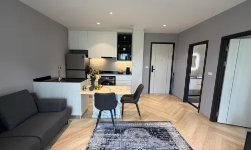 Сказочные апартаменты с 1 спальней и с видом на город в проекте Тайтл Бангтао Легендарный, на пляже Бангтао/Лагуна