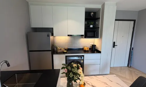 Сказочные апартаменты с 1 спальней и с видом на город в проекте Тайтл Бангтао Легендарный, на пляже Бангтао/Лагуна