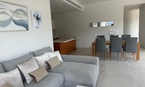 Потрясающая вилла с 3 спальнями и с видом на бассейн в проекте Анчан Флора, на пляже Бангтао/Лагуна