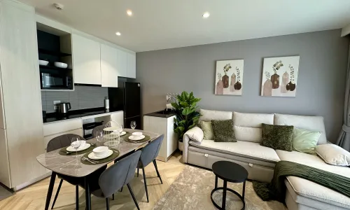 Шикарные апартаменты с 1 спальней и с видом на бассейн в проекте Тайтл Бангтао Легендарный, на пляже Бангтао/Лагуна