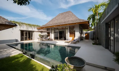 Великолепная вилла с 4 спальнями и с видом на бассейн в проекте Анчан Тропикана, на пляже Бангтао/Лагуна