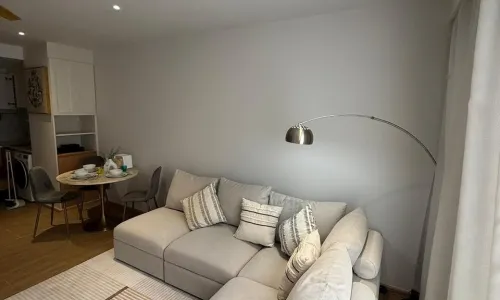 Сногсшибательные апартаменты с 1 спальней и с видом на сад, не далеко от моря в проекте Лагуна Бичсайд, на пляже Бангтао/Лагуна