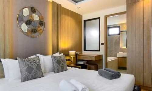 Роскошная вилла с 2 спальнями и с видом на бассейн в проекте Равай Виллас, на пляже Равай