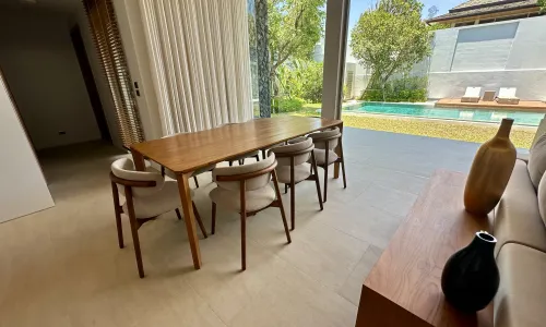 Комфортабельная вилла с 4 спальнями и с видом на бассейн в проекте Ботаника Фореста, на пляже Бангтао/Лагуна