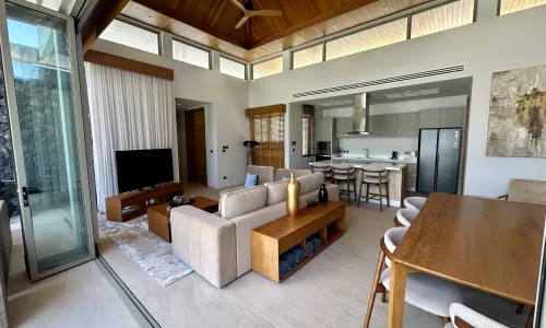 Удобная вилла с 4 спальнями и с видом на бассейн в проекте Ботаника Фореста, на пляже Бангтао/Лагуна