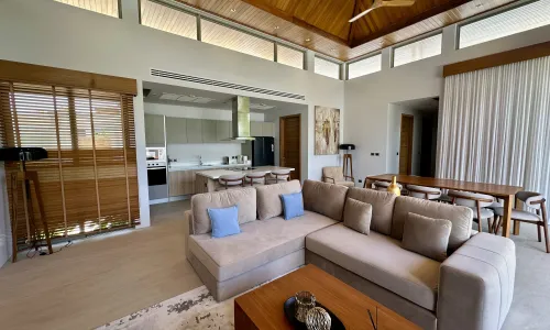 Удобная вилла с 4 спальнями и с видом на бассейн в проекте Ботаника Фореста, на пляже Бангтао/Лагуна