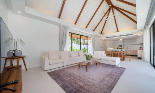 Вилла с 4 спальнями и с видом на бассейн в проекте Анчан 1 и 2, район Бангтао/Лагуна