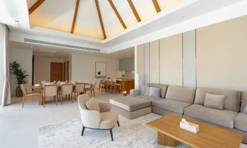 Вилла с 3 спальнями и с видом на бассейн в проекте Анчан Флора, район Бангтао/Лагуна