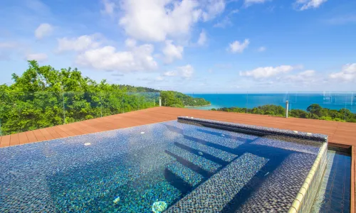 Пентхауз с 2 спальнями и с видом на море в проекте Блюпойнт Кондос, район Патонг 