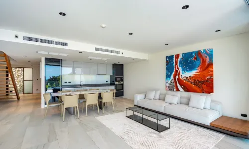 Апартаменты с 3 спальнями и с видом на море в проекте Блюпойнт Кондос, район Патонг 