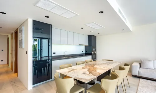 Апартаменты с 3 спальнями и с видом на море в проекте Блюпойнт Кондос, район Патонг 