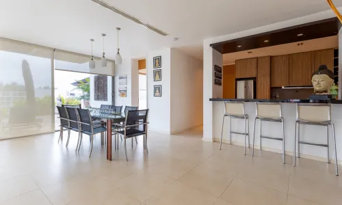 Апартаменты с 2 спальнями и с видом на сад в проекте Лотус Гарденс, район Бангтао/Лагуна