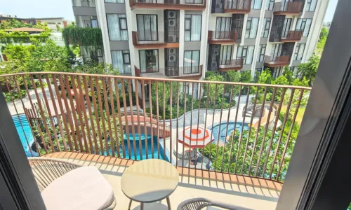 Апартаменты с 2 спальнями и с видом на бассейн в проекте Канвас, район Бангтао/Лагуна