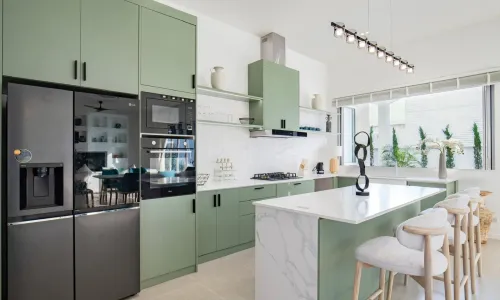 Вилла с 4 спальнями и с видом на бассейн в проекте Кокянг, район Найхарн