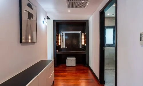 Spacious 5-Bedroom Villa, with sea view and near the sea in Maan Tawan project, on Bangtao/Laguna beach